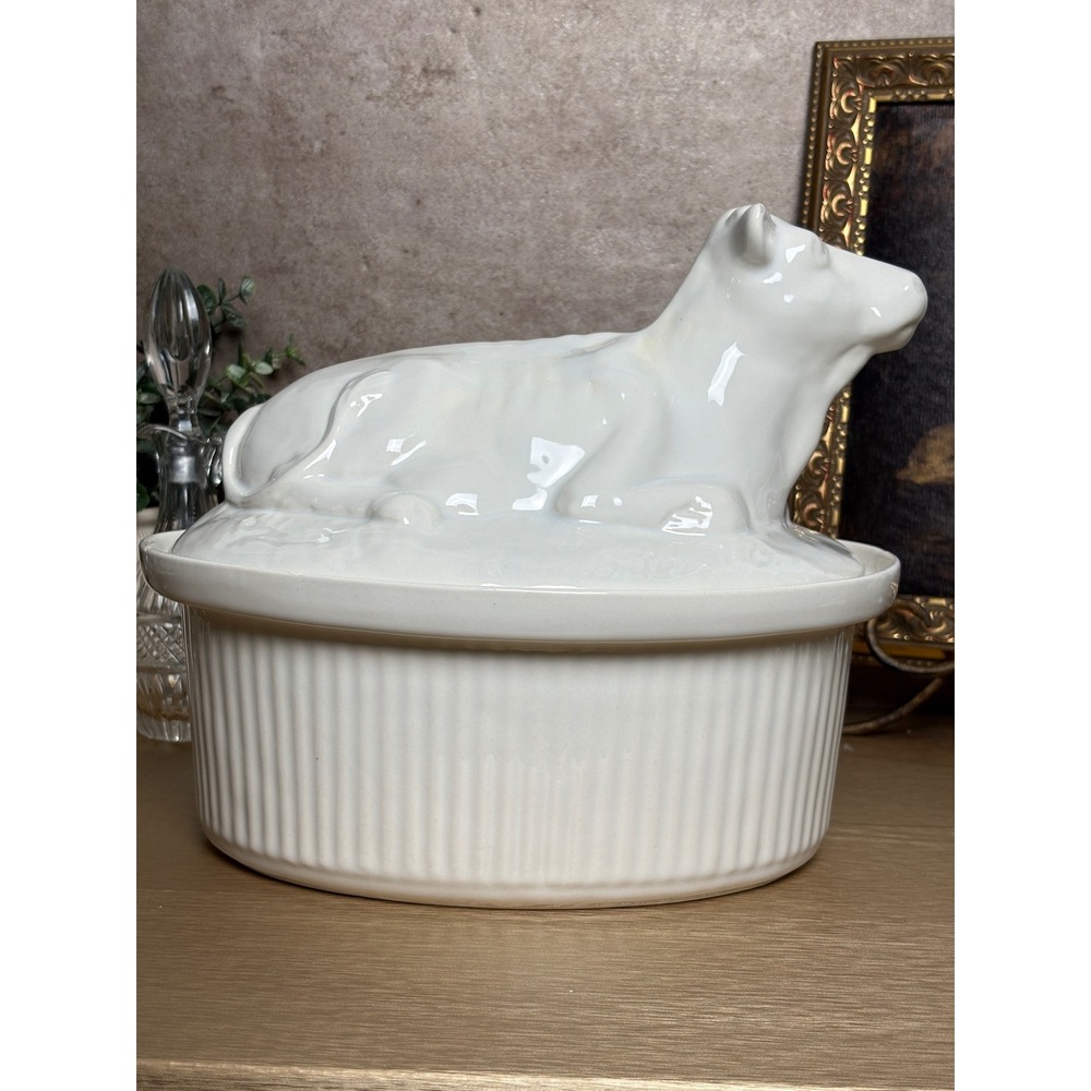 Vintage Marsh Industries White Ceramic Cow Tureen Casserole Dish Made in USA